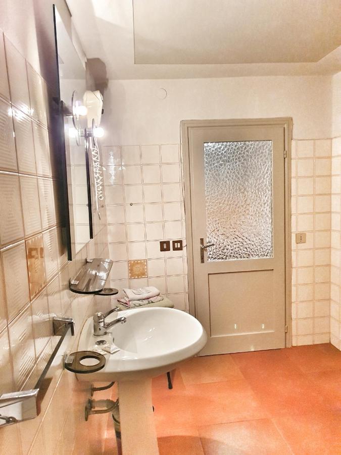 Malonno B&B Il Pettirosso المظهر الخارجي الصورة