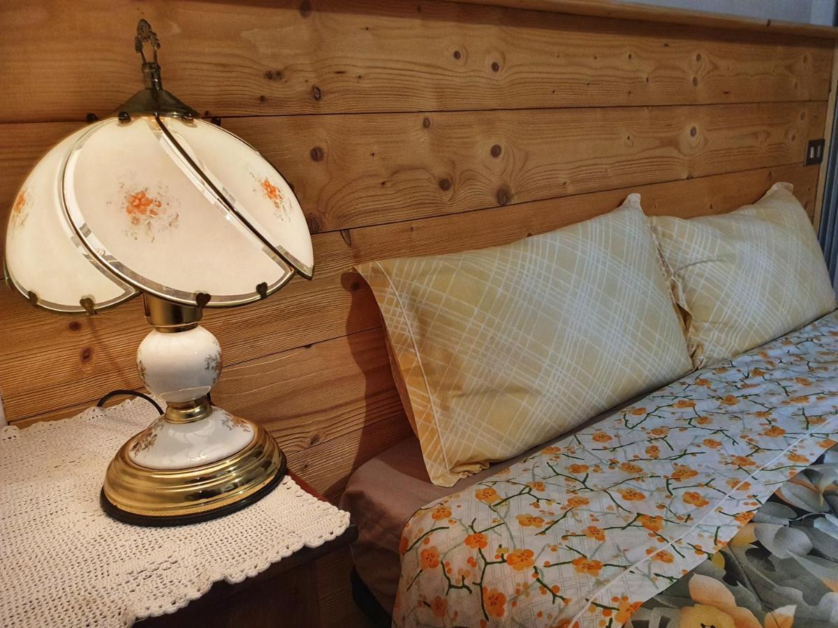 Malonno B&B Il Pettirosso المظهر الخارجي الصورة