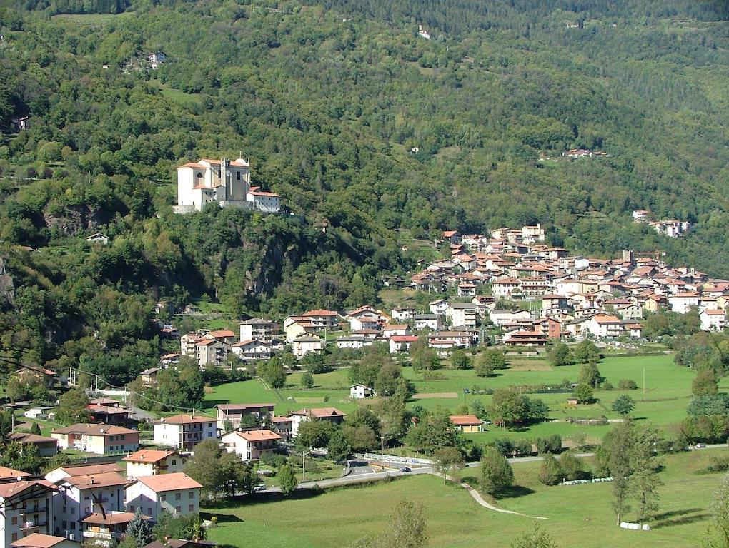 Malonno B&B Il Pettirosso المظهر الخارجي الصورة