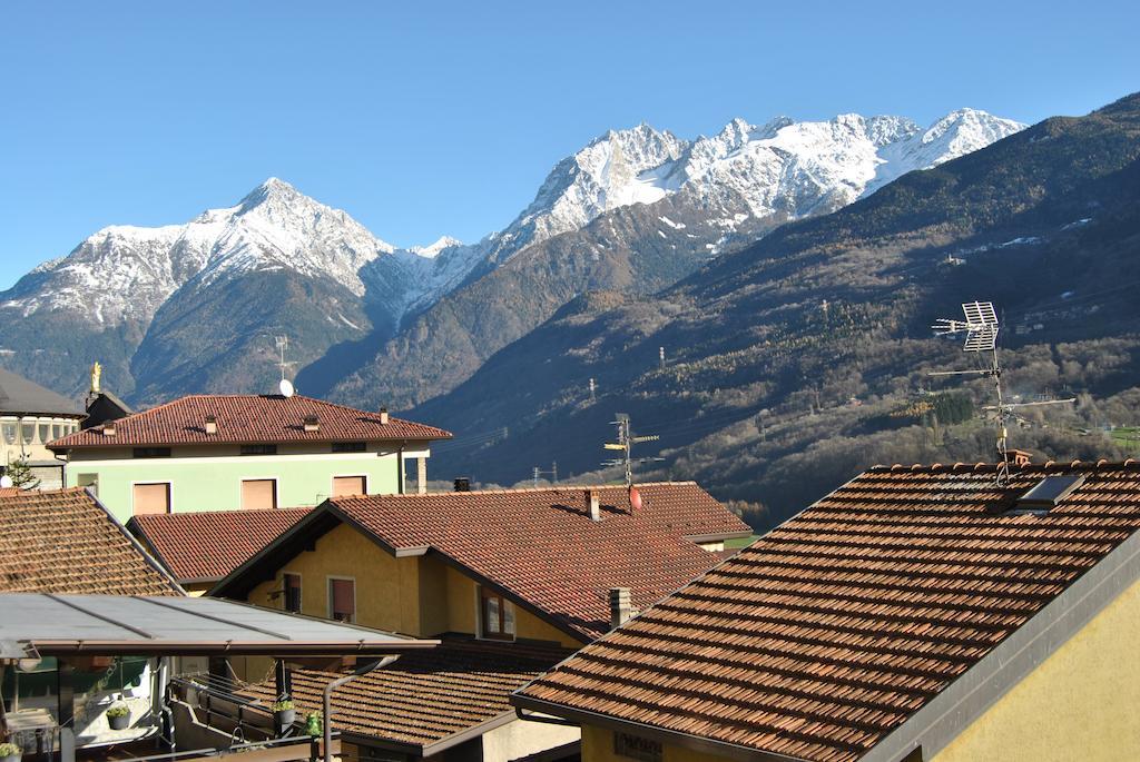 Malonno B&B Il Pettirosso الغرفة الصورة