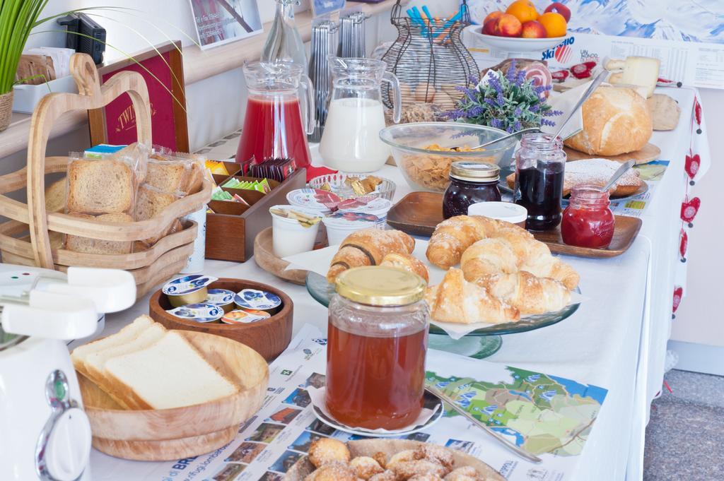 Malonno B&B Il Pettirosso المظهر الخارجي الصورة
